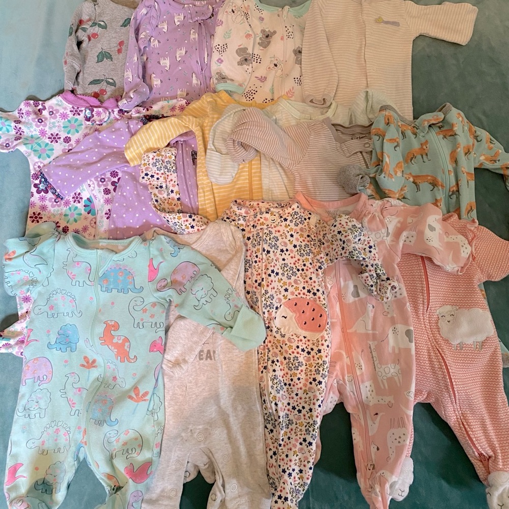 NEWBORN BABY BUNDLE FOOTED ZIP PAJAMAS